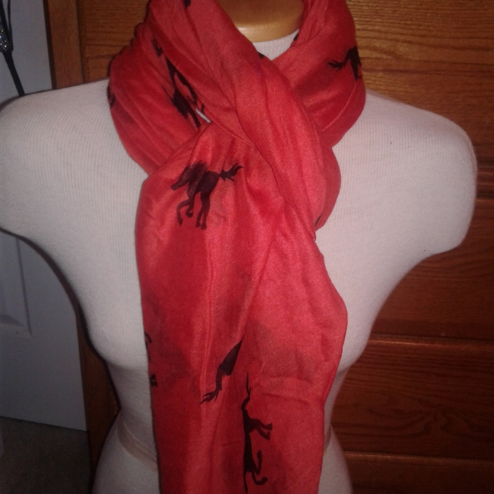 🐎🐎🐎 Gorgeous orange horse scarf